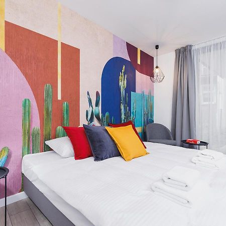 Wow! Aparthotel By Krakowmyplace Exterior photo