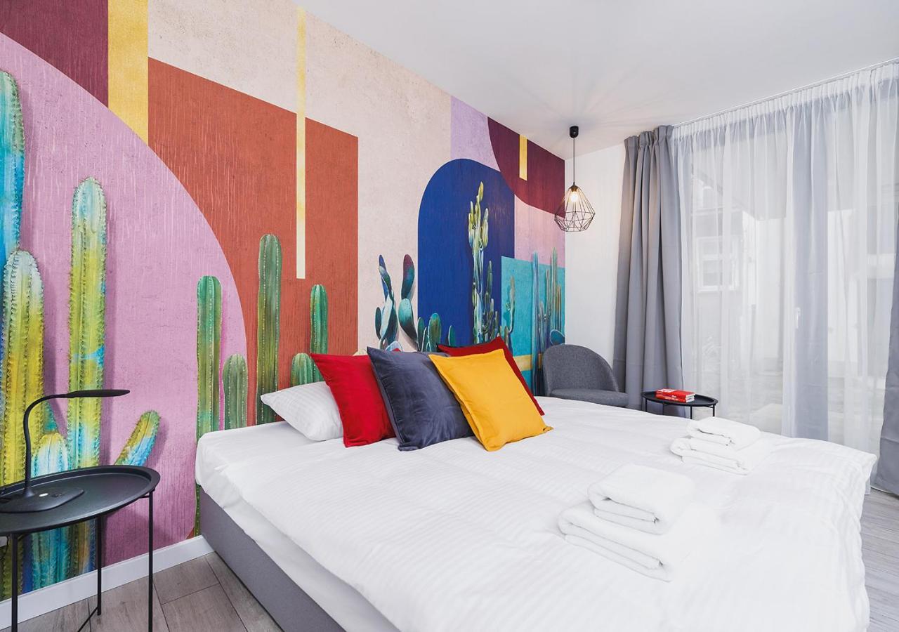Wow! Aparthotel By Krakowmyplace Exterior photo