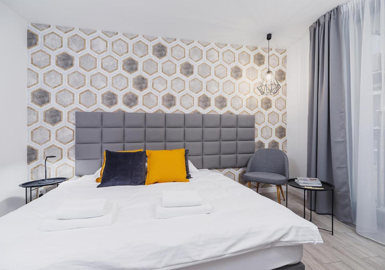 Wow! Aparthotel By Krakowmyplace Exterior photo