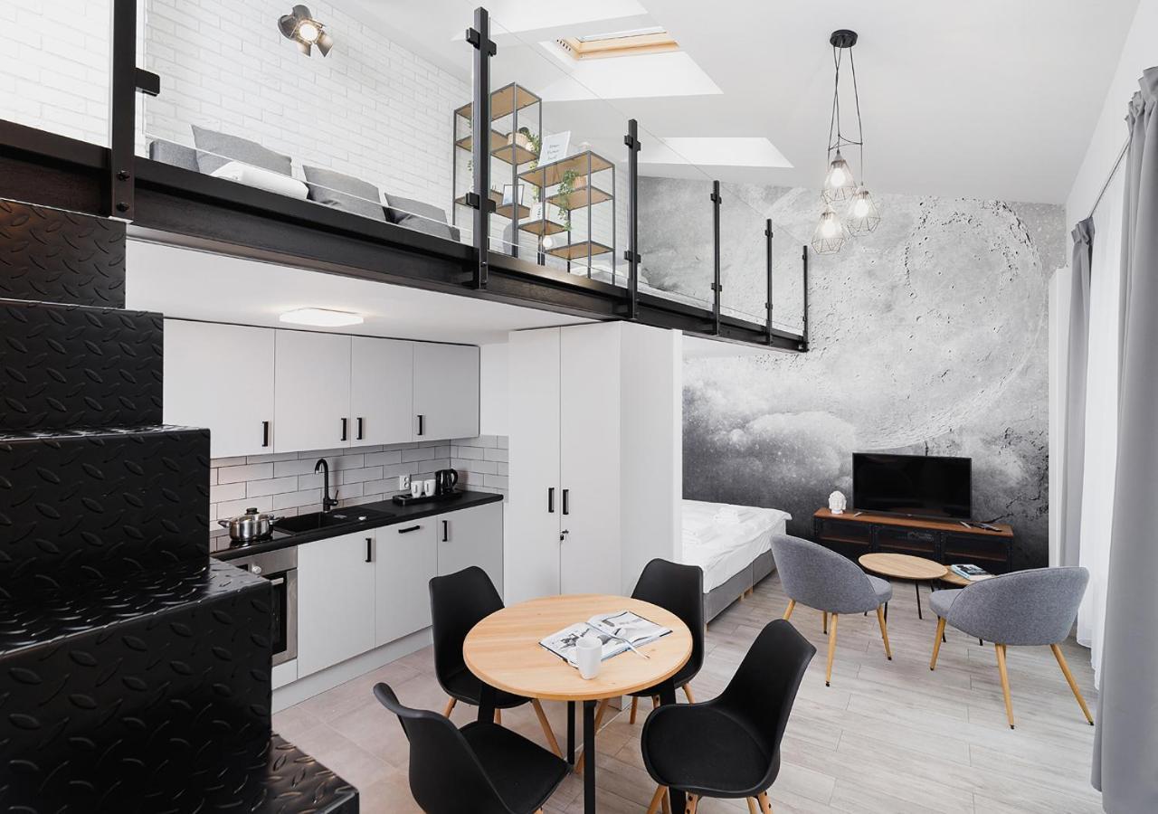 Wow! Aparthotel By Krakowmyplace Exterior photo
