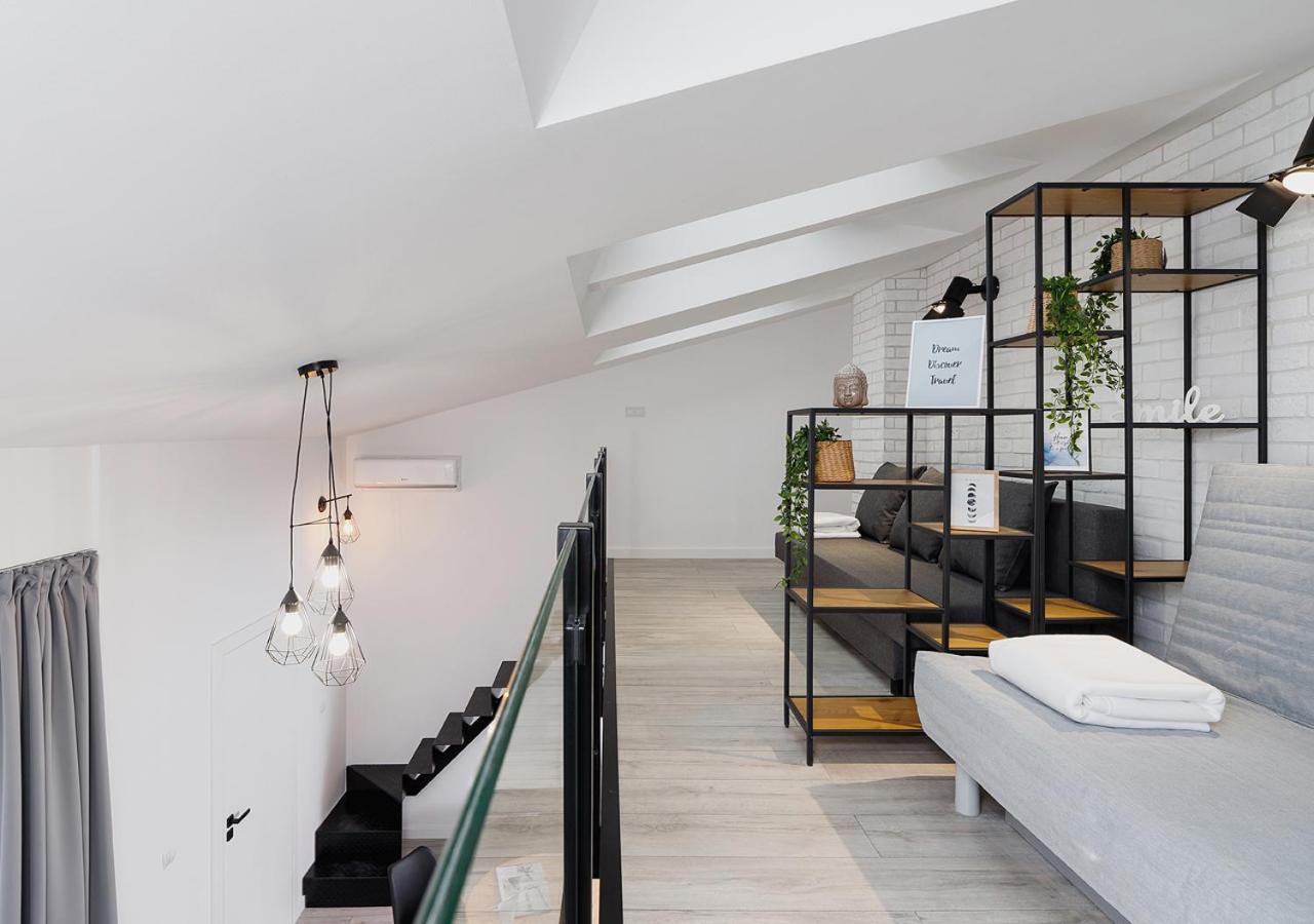 Wow! Aparthotel By Krakowmyplace Exterior photo